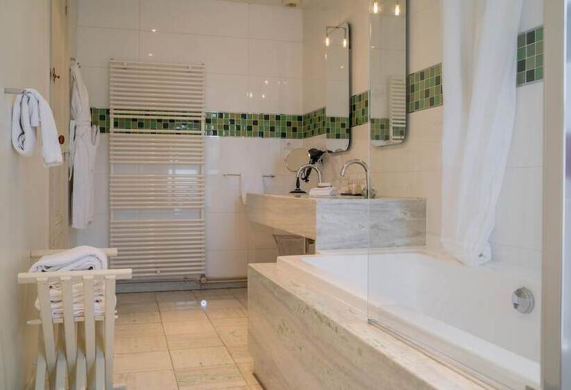 프레스티지 룸, Chateau Pape Clement