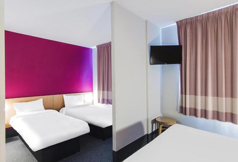 غرفة قياسية رباعية, B&b Hotel Toulouse Basso Cambo