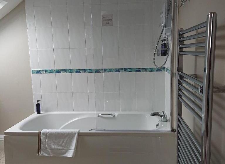 プレミアムルーム, Barnabas House