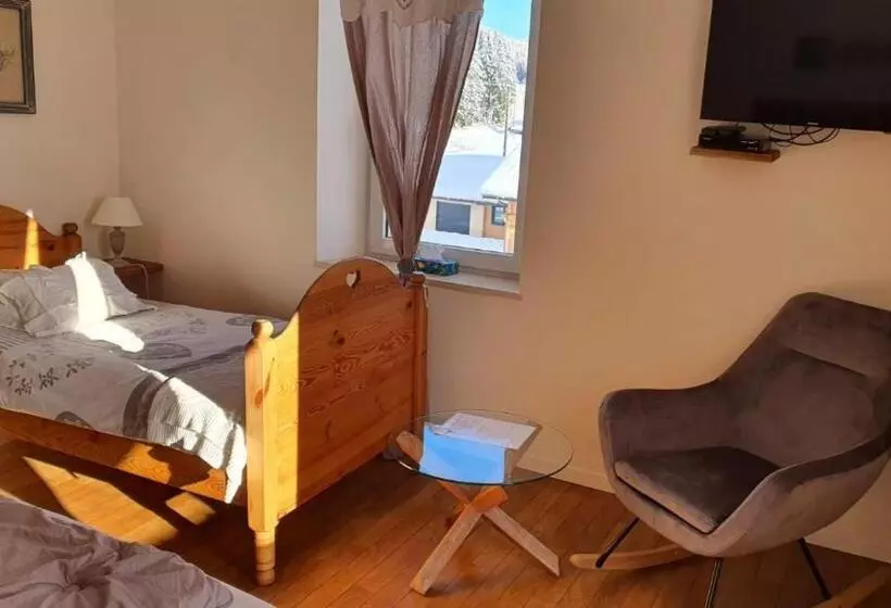 اتاق استاندارد سه نفره, Maison D Hôtes La Devinière Spa Accessible Toute L Année