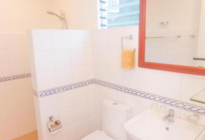 اتاق لوکس, Alona Vida Beach Hill Resort