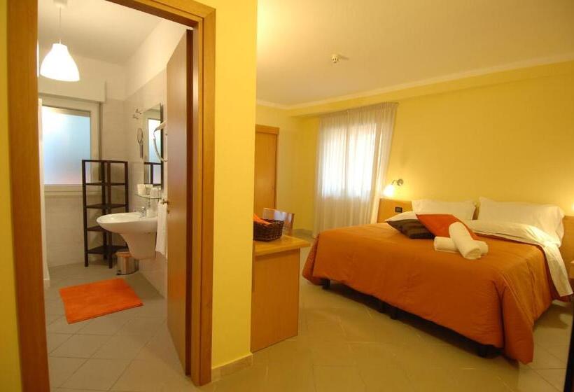 חדר סטנדרט לשלושה, Arimannia