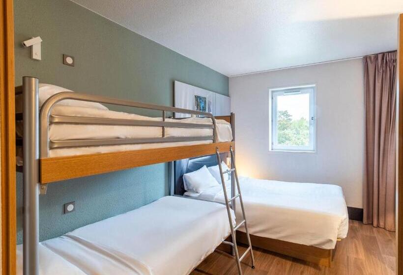 اتاق استاندارد چهار تخته, B&b Hotel Limoges 1