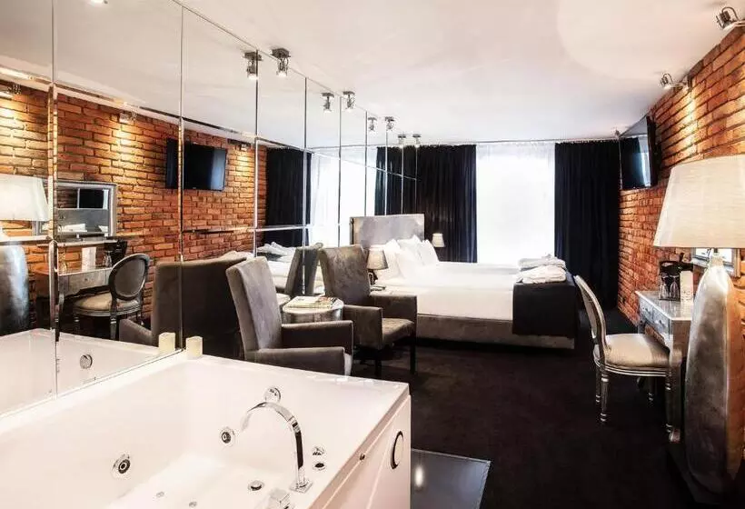 景色の見えるデラックスルーム, Betmanowska Main Square Residence Adults Only