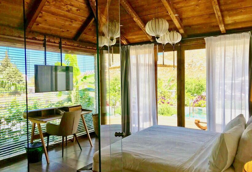 スタンダードバンガロー, Caesars Gardens Hotel & Spa   Adults Only