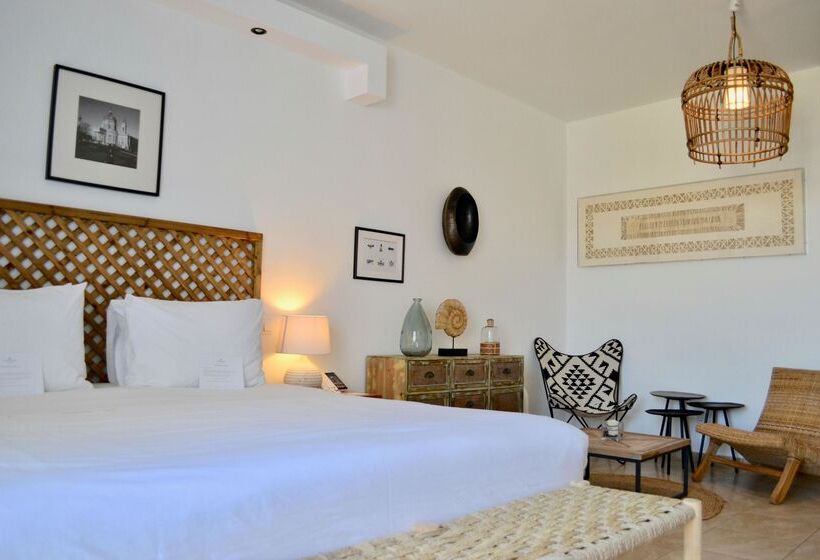 キングサイズベッドのスタンダードルーム, Caesars Gardens Hotel & Spa   Adults Only