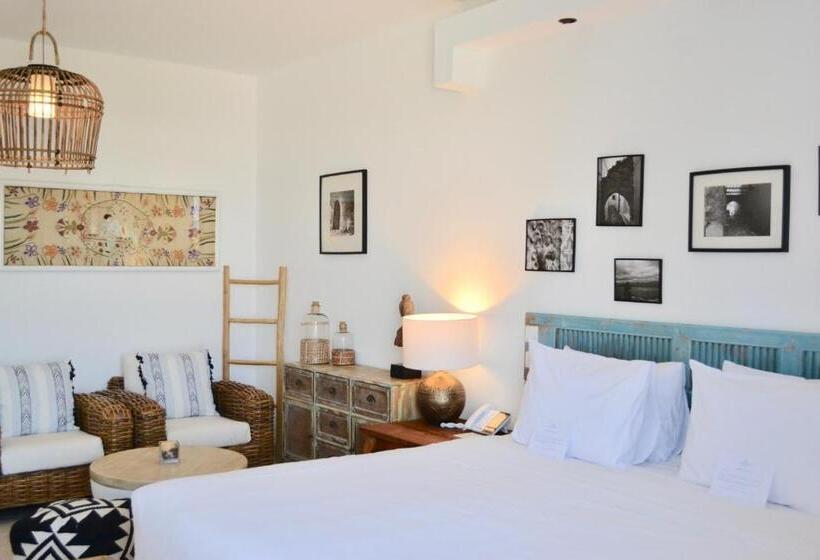 キングサイズベッドのスタンダードルーム, Caesars Gardens Hotel & Spa   Adults Only