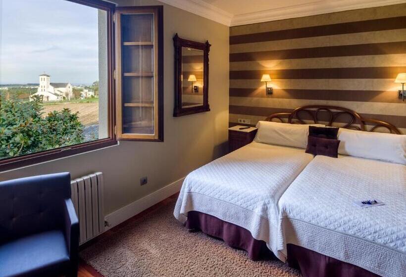 标准间, Casa De Castro