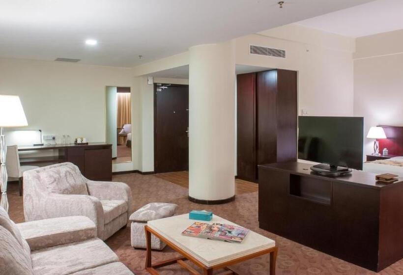 سوییت اجرایی, Pan Borneo Hotel Kota Kinabalu