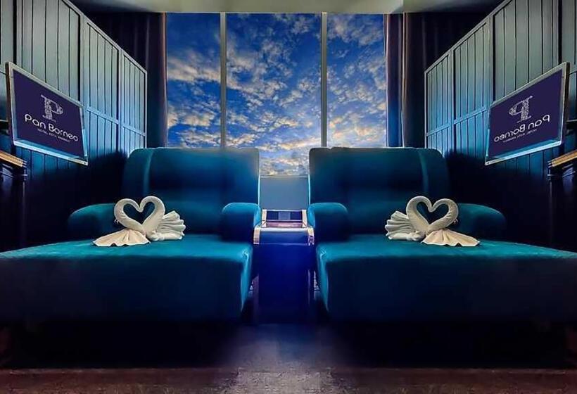 غرفة قياسية مزوَّدة بصالون, Pan Borneo Hotel Kota Kinabalu