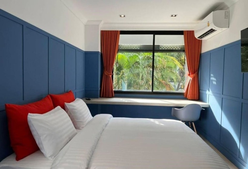 Quarto Deluxe, Penpark Place
