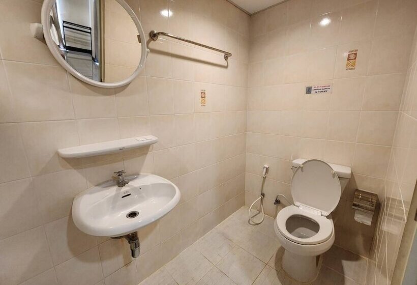 Quarto Triplo Estandar, Penpark Place