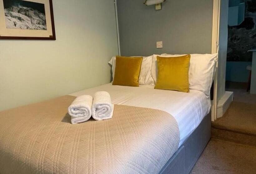 スタンダードルーム, Prince Llewelyn