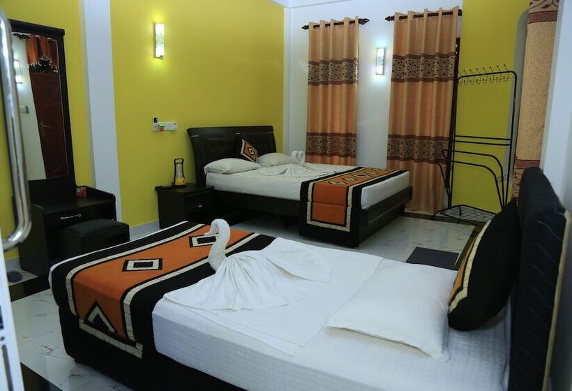 豪华三人间, River Front