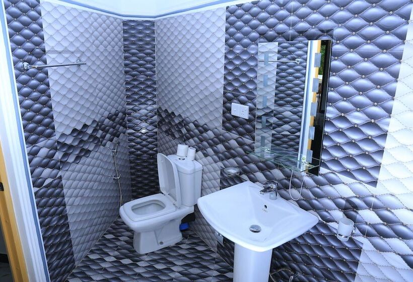 家庭套房, River Front