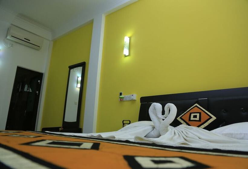 标准间, River Front