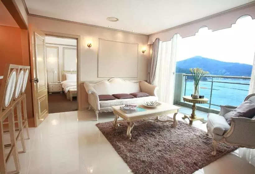 سوئیت پرزیدنت, Riviera Geoje