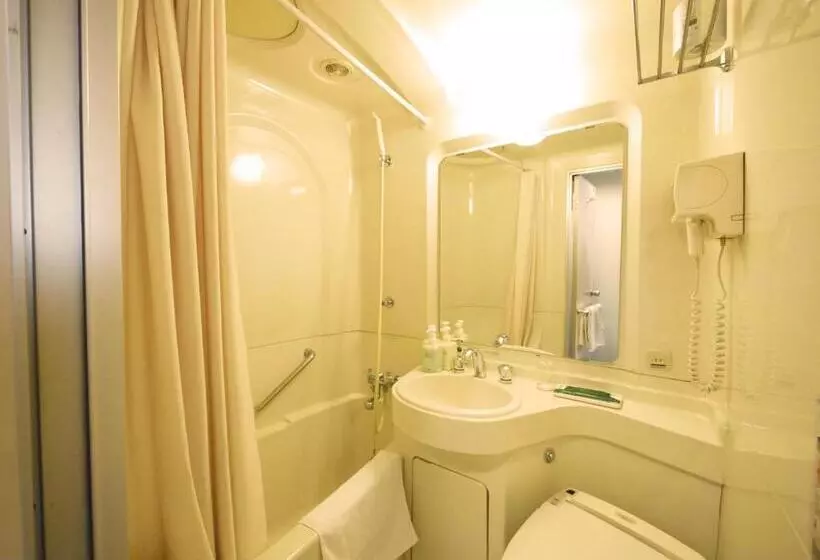 スタンダード4人部屋, Route Inn Seibu Chichibu Ekimae