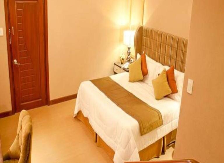 سوییت جونیور, Royal Garden