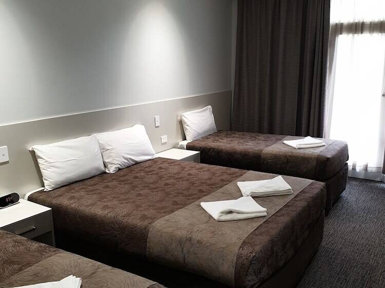 اتاق خانوادگی, Naracoorte Hotel Motel