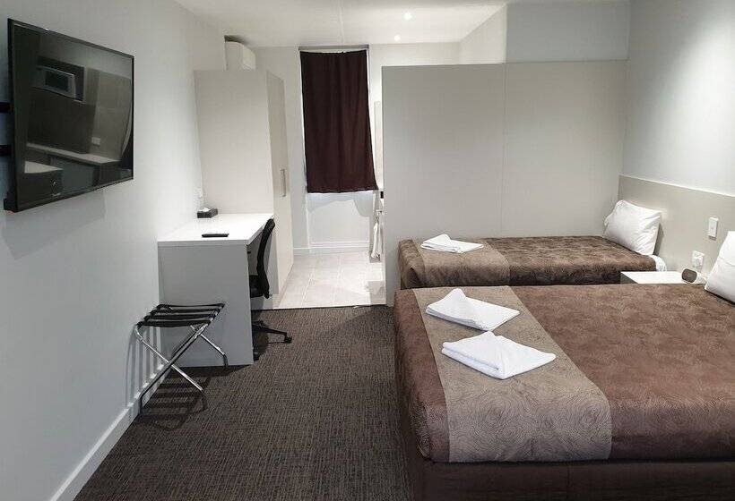 اتاق خانوادگی, Naracoorte Hotel Motel