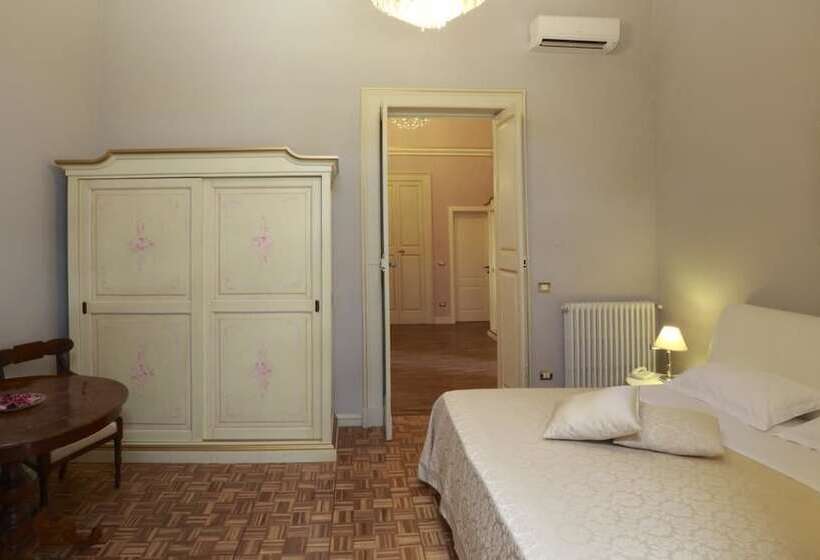 Номер Superior, Personè Palace