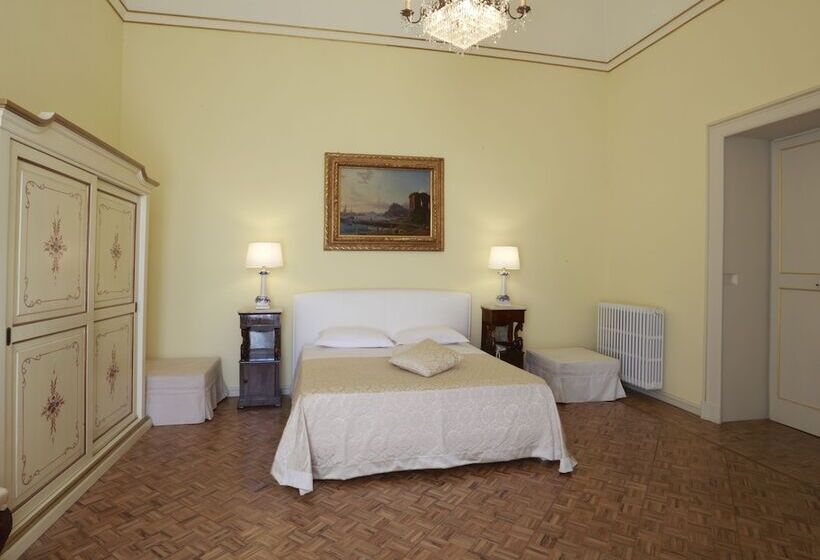 Люкс Повышенной Комфортности, Personè Palace