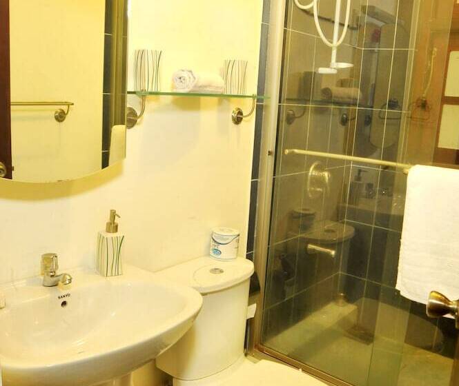 ２ベッドルームアパートメント, Prestige Court