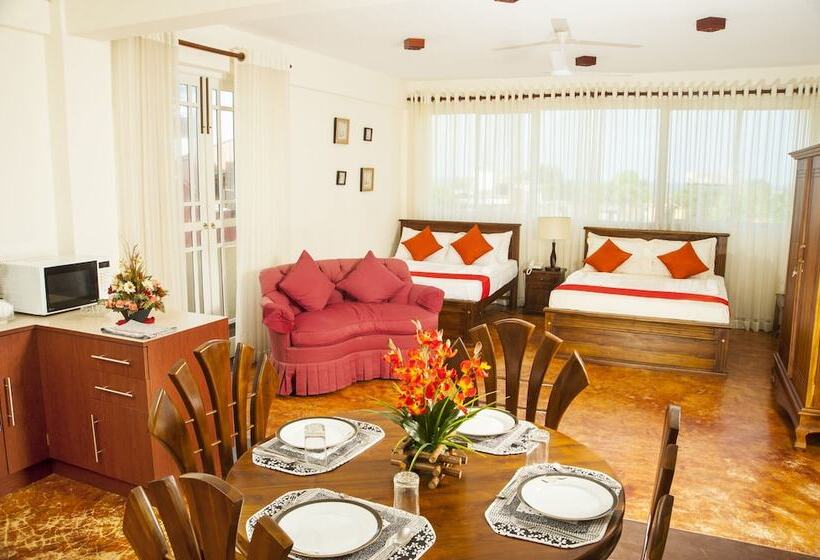 ３ベッドルームアパートメント, Prestige Court