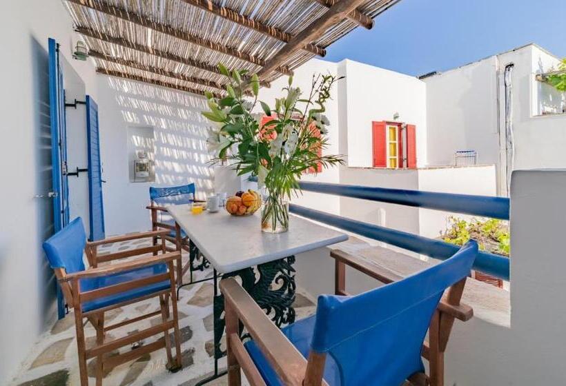 דירת חדר, Antonina