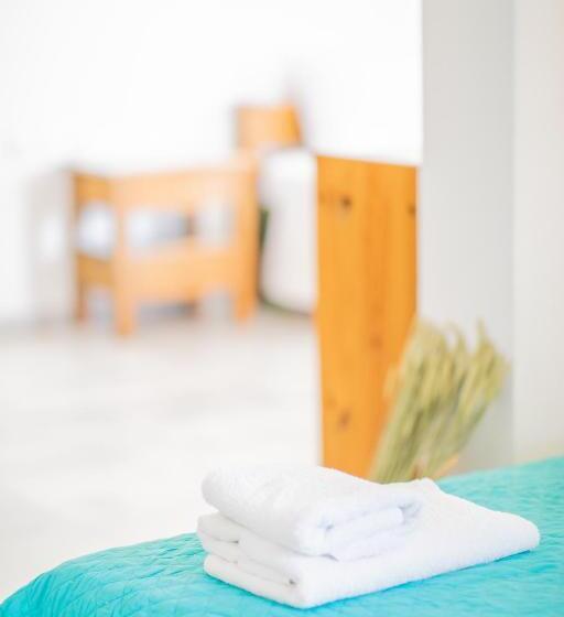 סוויטת ג'וניור, Antonina