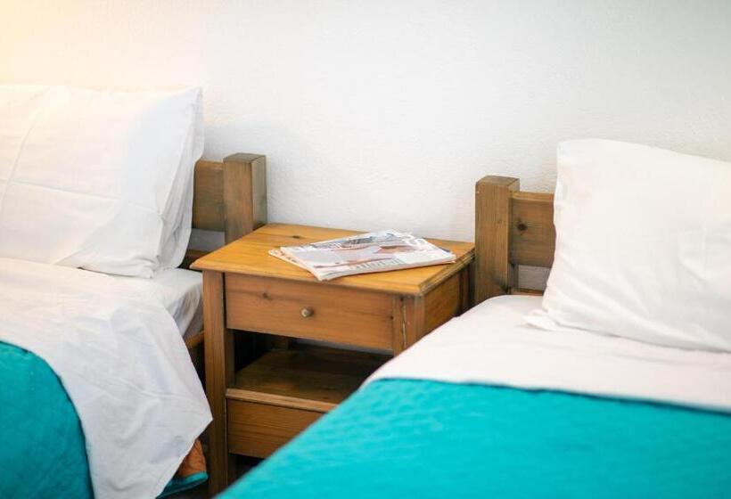 סוויטת ג'וניור, Antonina