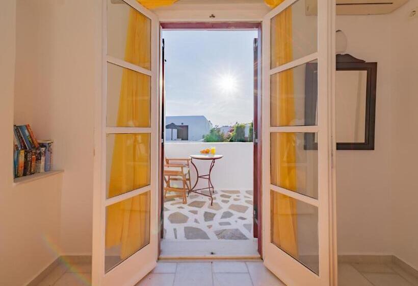 סוויטה משפחתית, Antonina