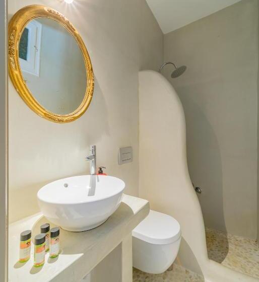 חדר דלוקס, Antonina