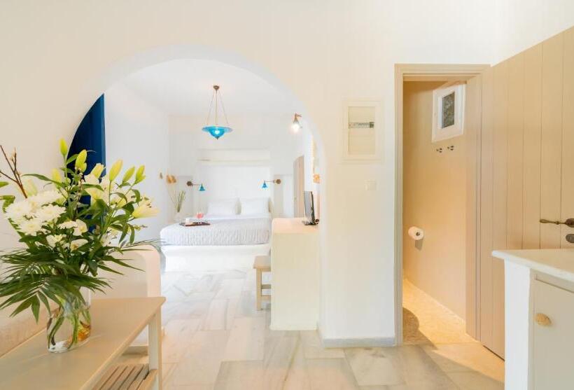 חדר דלוקס, Antonina