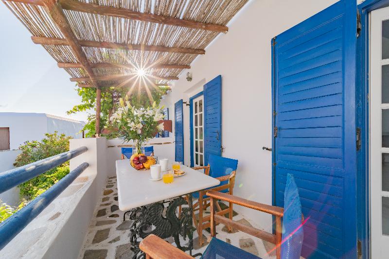 דירת חדר, Antonina