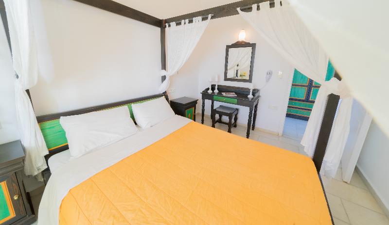 דירת חדר, Antonina