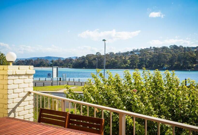 דירת שלושה חדרים, Aquarius Merimbula