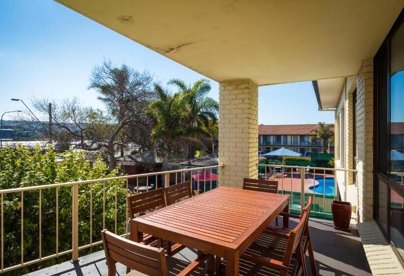 Апартаменты 3 Спальни, Aquarius Merimbula