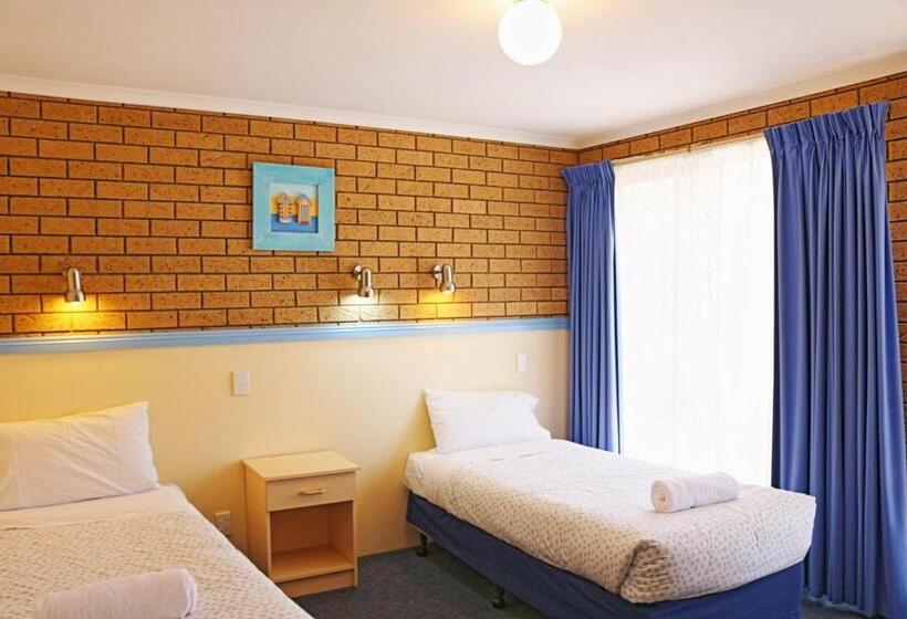 דירת שני חדרים, Aquarius Merimbula