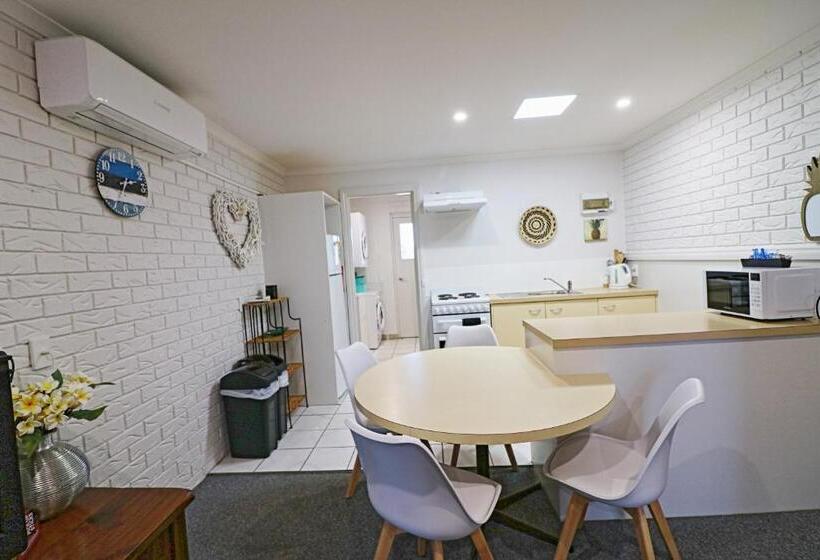 דירת חדר סופריור, Aquarius Merimbula