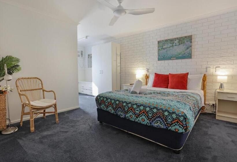 דירת חדר, Aquarius Merimbula