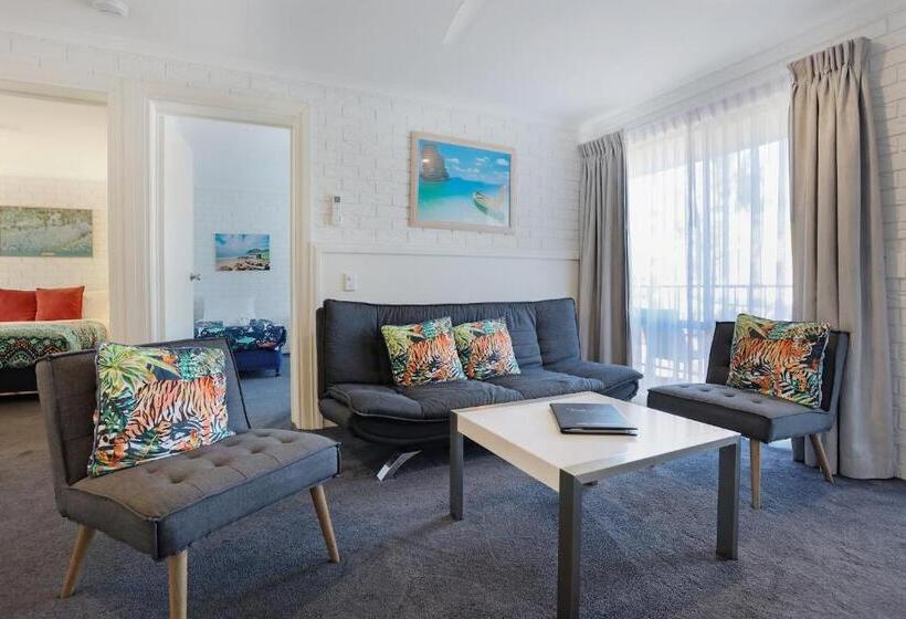 דירת חדר, Aquarius Merimbula