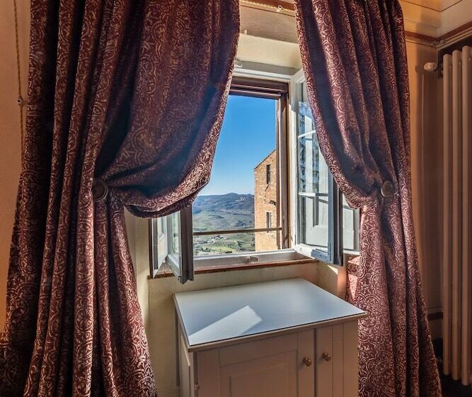 Люкс Семейный 2 Спальни, Palazzo Nobile Di San Donato   Historic Experience