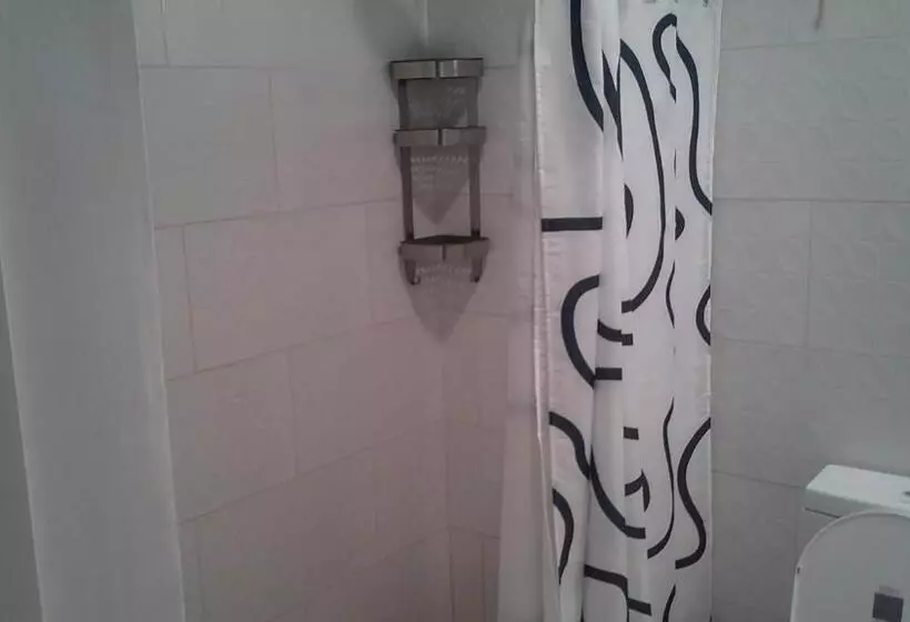 استودیو استاندارد با چشم‌انداز باغ, E&j Boutique Residences