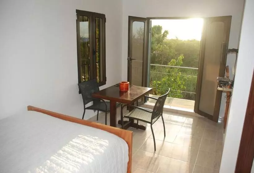 استودیوی لوکس, E&j Boutique Residences