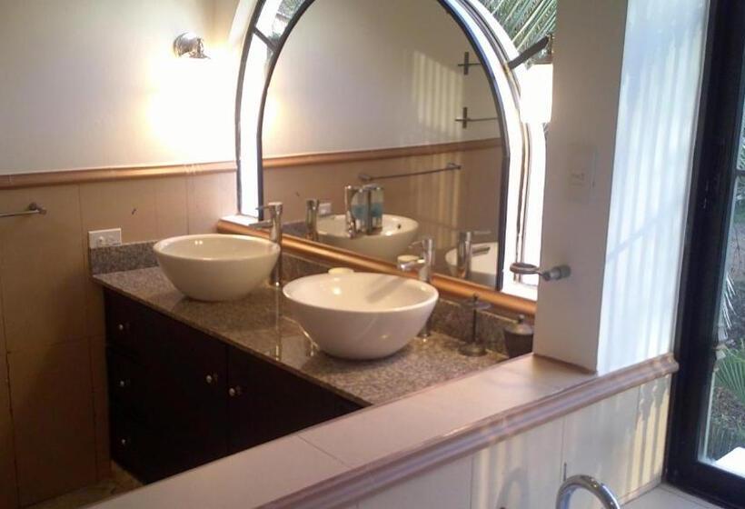 خانه 1 خوابه, E&j Boutique Residences