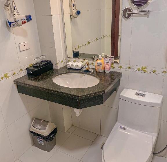 Family Room, A25 Hotel   61 Lương Ngọc Quyến