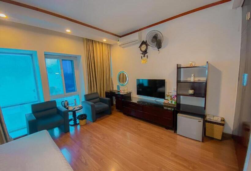 Suite, A25 Hotel   61 Lương Ngọc Quyến