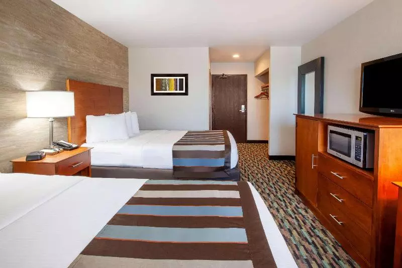 Deluxe Room, A25 Hotel   61 Lương Ngọc Quyến